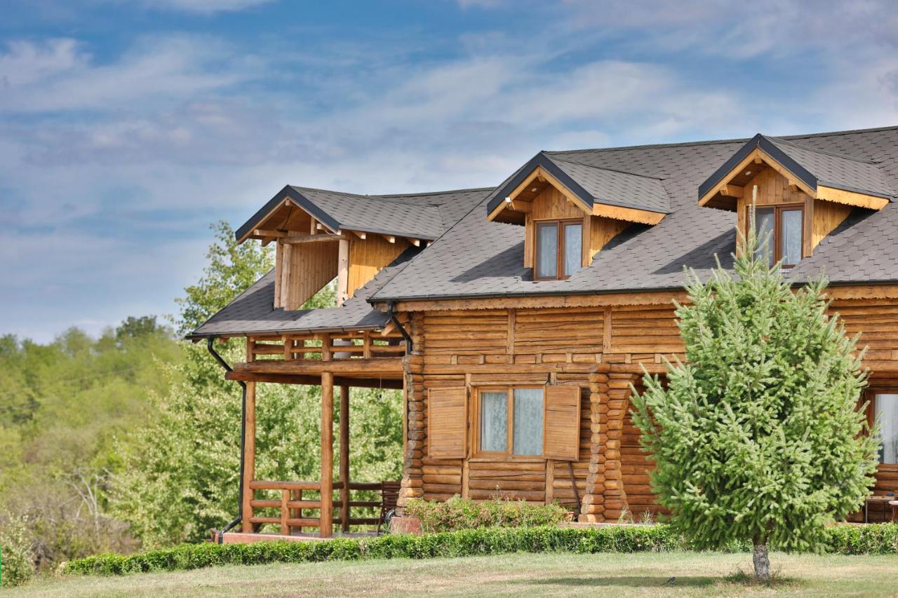 Forest Retreat&Spa Oveselu Exterior foto