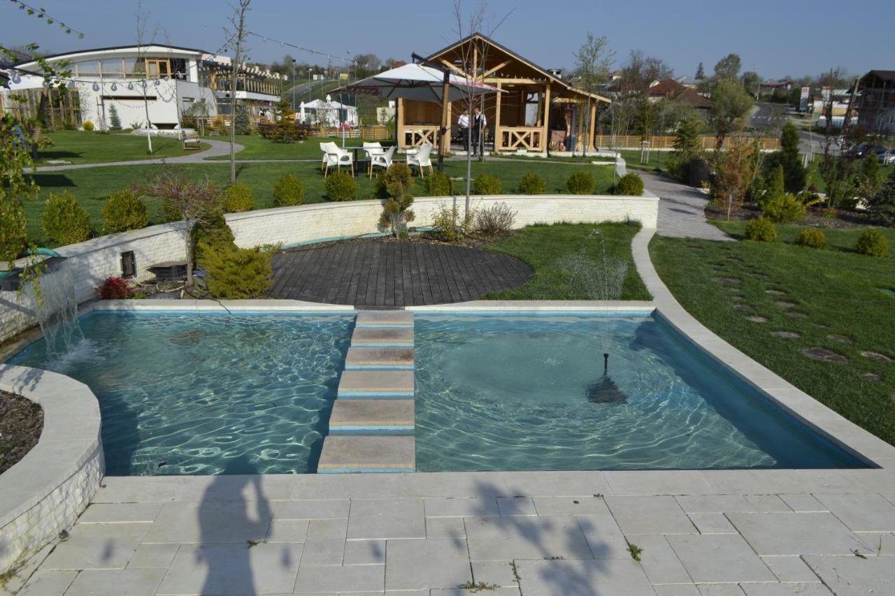 Forest Retreat&Spa Oveselu Exterior foto