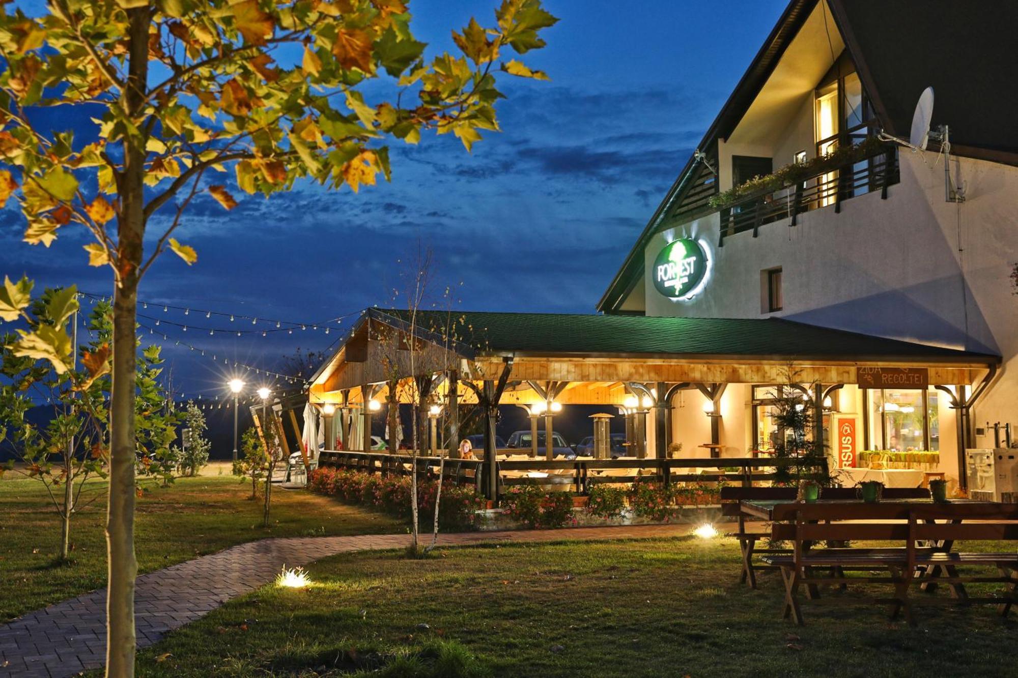 Forest Retreat&Spa Oveselu Exterior foto