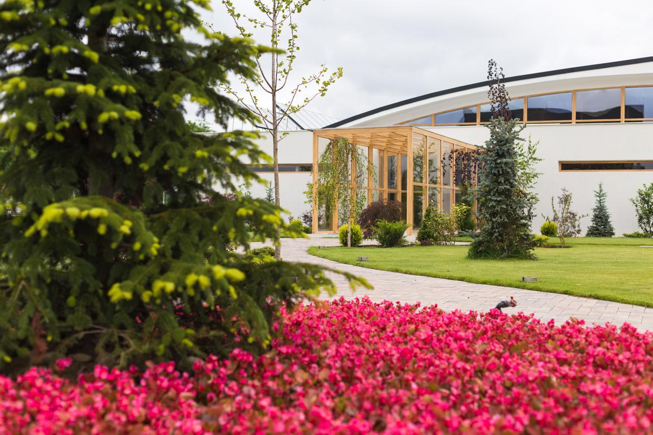 Forest Retreat&Spa Oveselu Exterior foto